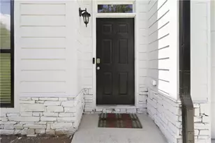 1691 Lily Valley Dr, Lawrenceville, GA 30045 - Photo 4