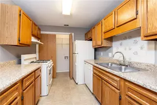 810 Gettysburg Pl, Sandy Springs, GA 30350 - Photo 22