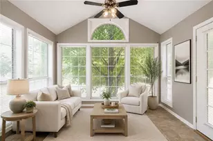 810 Gettysburg Pl, Sandy Springs, GA 30350 - Photo 6
