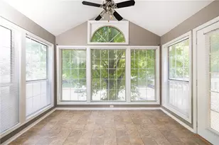 810 Gettysburg Pl, Sandy Springs, GA 30350 - Photo 14