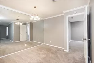 810 Gettysburg Pl, Sandy Springs, GA 30350 - Photo 18