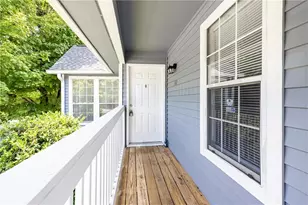 810 Gettysburg Pl, Sandy Springs, GA 30350 - Photo 2
