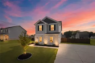 575 Meadows Farm Dr, Monroe, GA 30655 - Photo 2