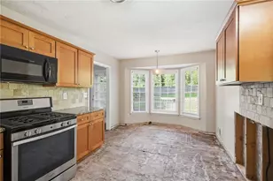 1948 Winding Creek Ln SW, Marietta, GA 30064 - Photo 12