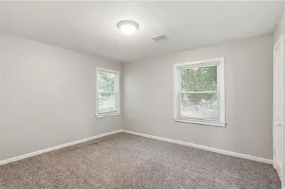 1800 Oakmont Drive NW, Atlanta, GA 30314 - Photo 16