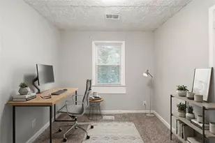 1800 Oakmont Dr NW, Atlanta, GA 30314 - Photo 4