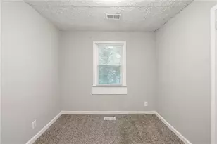 1800 Oakmont Dr NW, Atlanta, GA 30314 - Photo 14