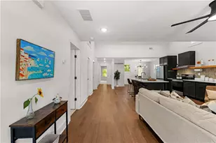 1379 Gault St SE, Atlanta, GA 30315 - Photo 4