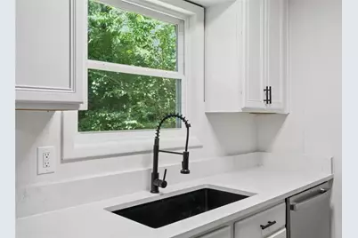 5726 Southwick Court SW, Atlanta, GA 30349 - Photo 12