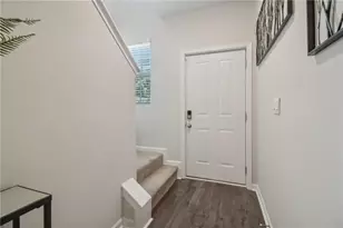 518 Woodcreek Circle SW, Atlanta, GA 30331 - Photo 4