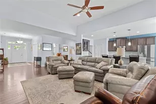 212 Overlook Wy, Carrollton, GA 30117 - Photo 8