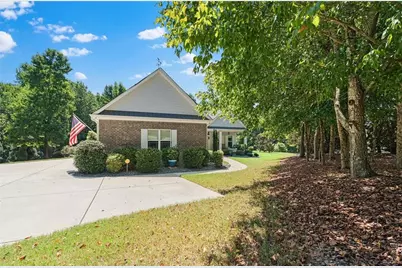 212 Overlook Way, Carrollton, GA 30117 - Photo 2