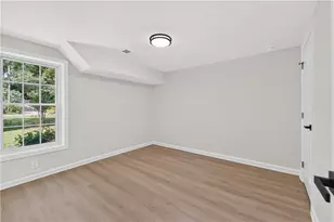 664 Hickory Ridge Rd SW, Lilburn, GA 30047 - Photo 34