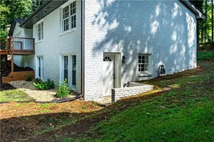 664 Hickory Ridge Rd SW, Lilburn, GA 30047 - Photo 38