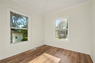 882 Hall St, Atlanta, GA 30318 - Photo 18