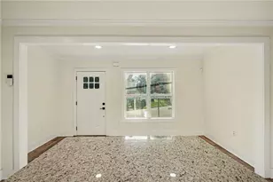 882 Hall St, Atlanta, GA 30318 - Photo 10