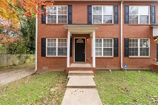 827 Oak St NW, Atlanta, GA 30318 - Photo 2