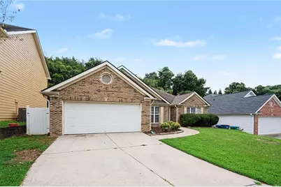 2671 Bald Cypress Drive, Braselton, GA 30517 - Photo 2