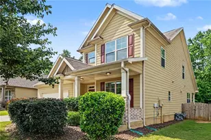 5985 Carruth Lake Dr, Cumming, GA 30028 - Photo 2