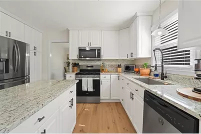 3525 Rock Falls Drive, Snellville, GA 30039 - Photo 8