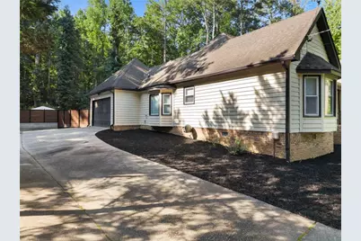 3525 Rock Falls Drive, Snellville, GA 30039 - Photo 32
