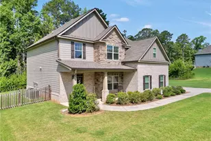 231 Homestead Cir, Forsyth, GA 31029 - Photo 1