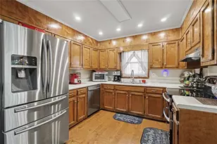 4359 Hambrick Pl, Stone Mountain, GA 30083 - Photo 10