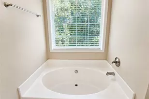 2095 Oakpointe Ct, Buford, GA 30519 - Photo 14