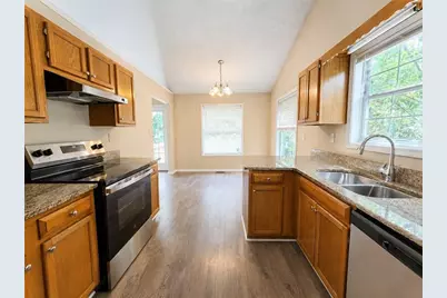 2095 Oakpointe Court, Buford, GA 30519 - Photo 6