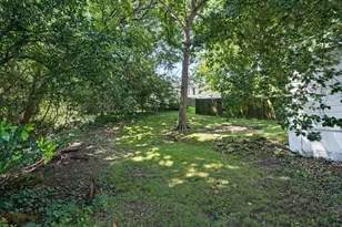 804 Berkeley Ave NW, Atlanta, GA 30318 - Photo 24