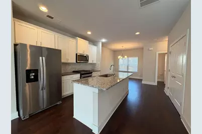 3782 Oxford Circle, Doraville, GA 30340 - Photo 8