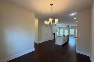 3782 Oxford Cir, Doraville, GA 30340 - Photo 4
