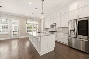 170 Cole St NE, Marietta, GA 30060 - Photo 2