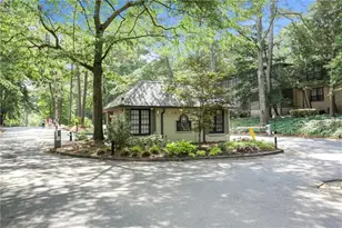 122 Woodmere Square NW, Atlanta, GA 30327 - Photo 32