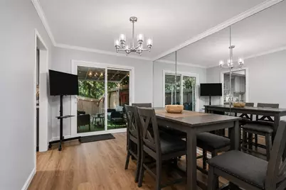 655 Anderson Walk, Marietta, GA 30062 - Photo 8