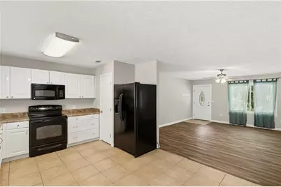 3733 Memorial Parkway NW, Kennesaw, GA 30152 - Photo 12
