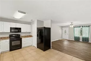 3733 Memorial Pkwy NW, Kennesaw, GA 30152 - Photo 12