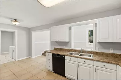 3733 Memorial Parkway NW, Kennesaw, GA 30152 - Photo 14