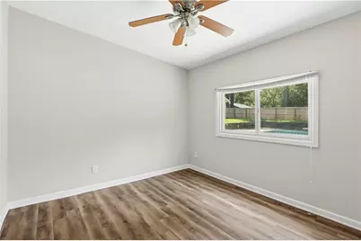 3733 Memorial Parkway NW, Kennesaw, GA 30152 - Photo 22