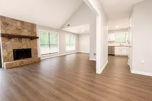 4798 Kings Crossing Dr NE, Kennesaw, GA 30144 - Photo 4