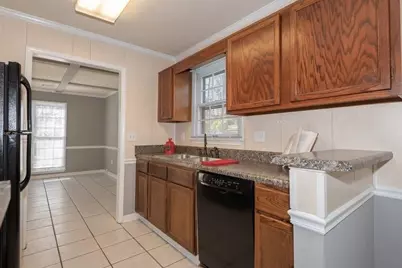 2769 New South Drive, Marietta, GA 30066 - Photo 4