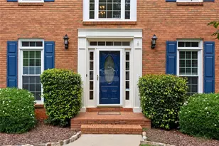 9305 Mackinac Dr, Johns Creek, GA 30022 - Photo 4