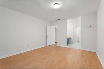 6390 Hawthorne Terrace, Peachtree Corners, GA 30092 - Photo 18