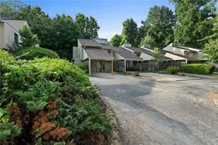 6390 Hawthorne Terrace, Peachtree Corners, GA 30092 - Photo 2