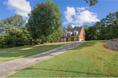 1433 Cotton Trail, Conyers, GA 30094 - Photo 4