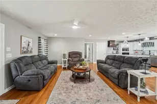 6471 Forsyth Dr, Cumming, GA 30028 - Photo 44
