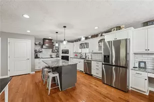 6471 Forsyth Dr, Cumming, GA 30028 - Photo 8