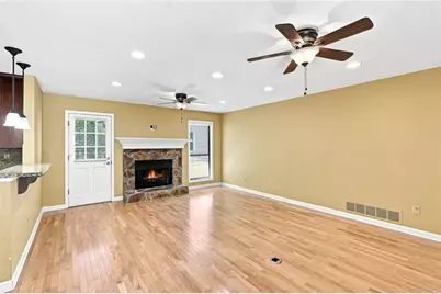 4049 Tutwren Court NE, Marietta, GA 30066 - Photo 8