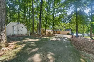 2081 Sugar Creek Trail, Buckhead, GA 30625 - Photo 14