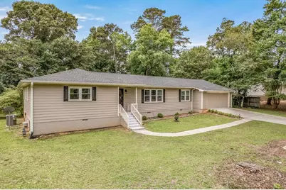 25 Pine Chase Drive, Carrollton, GA 30116 - Photo 2